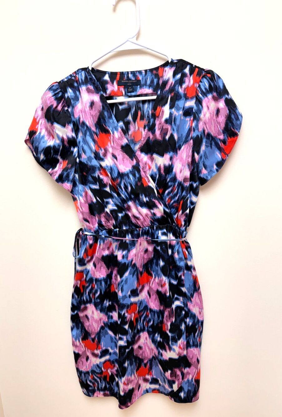 Banana Republic Petite Wrap Dress Women's 4P Abstract Print Tie Waist Cap Sleeve